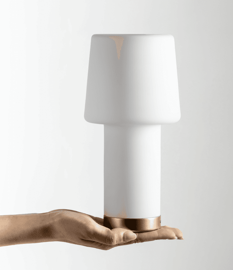 Cameo luxury lighting by Fontana Arte